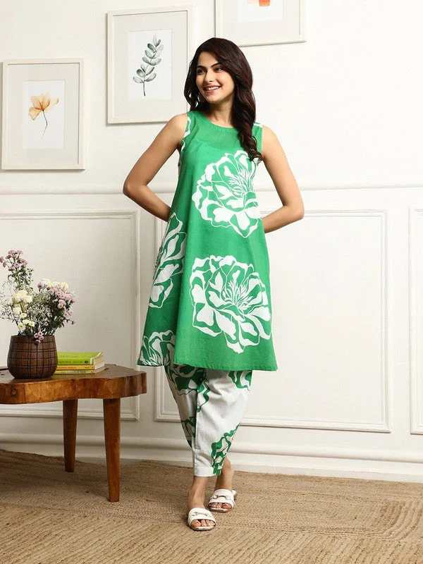 NOZ2TOZ Women's Printed Flared Kurta With Pant Set - Green Comfortable Wide-Leg Pants NOZ2TOZ Women's Printed Flared Kurta With Pant Set - Green Comfortable Wide-Leg Pants