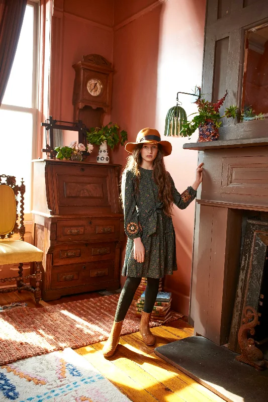 Hunter Triangle and Embroidered Sleeve Dress 1910 Tunics Vintage classic