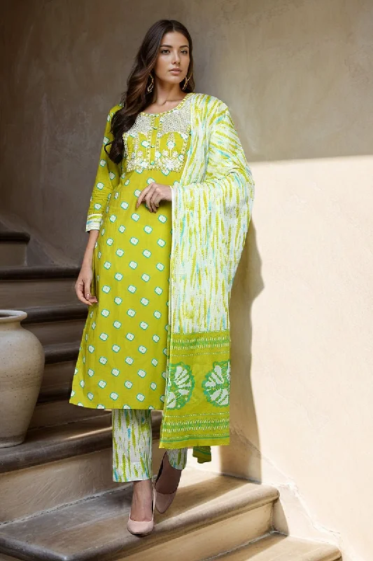 Ahika Cotton Green Bandhani Printed Straight Kurta Pant With Dupatta Fashionable Work Pants
