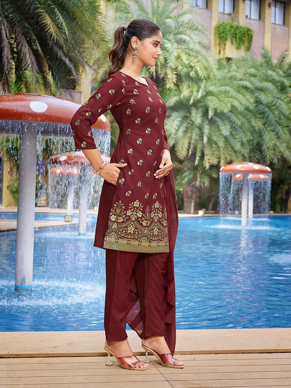 NOZ2TOZ Women's Crepe Foil Printed Straight Kurta Pant With Dupatta - Maroon Cozy Knit Pants NOZ2TOZ Women's Crepe Foil Printed Straight Kurta Pant With Dupatta - Maroon Cozy Knit Pants