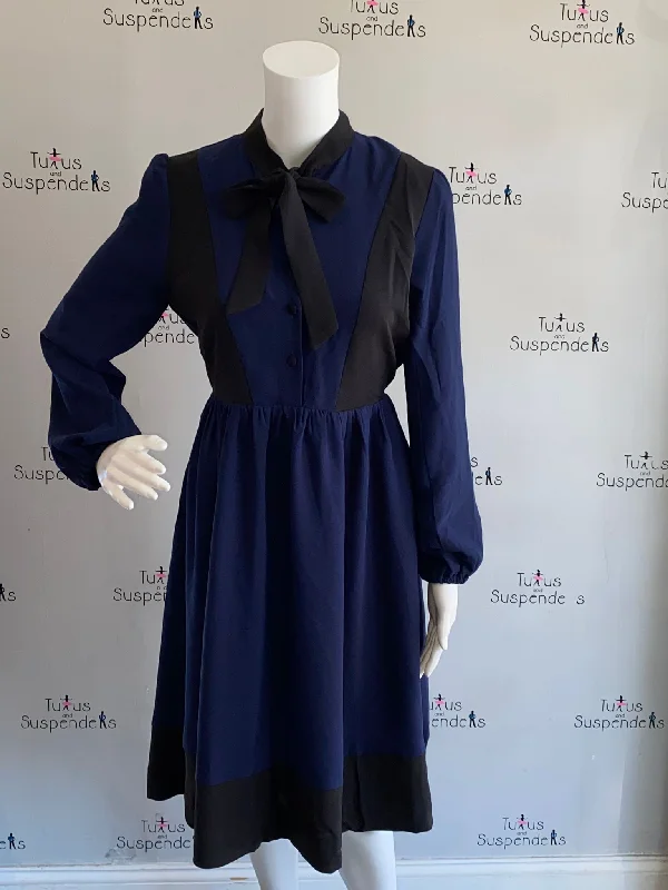Black and Navy Crepe Dress FW21112-B Tunics Stylish elegant