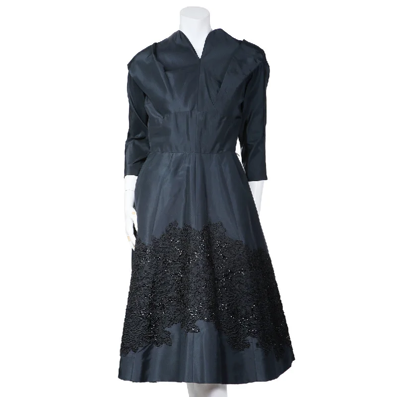 1950s Blue Lace and Sequin Cocktail Dress Tunics Fashionable chic