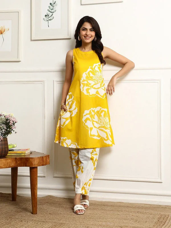 NOZ2TOZ Women's Printed Flared Kurta With Pant Set - Yellow Classic Flared Pants