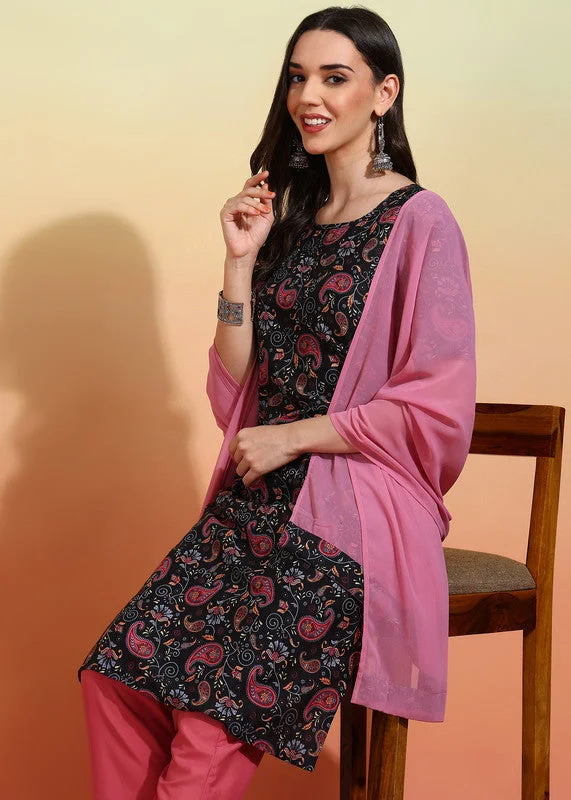 NOZ2TOZ Women's Crepe Printed Straight Kurta Pant With Dupatta - Black & Pink Slim Fit Casual Pants NOZ2TOZ Women's Crepe Printed Straight Kurta Pant With Dupatta - Black & Pink Slim Fit Casual Pants