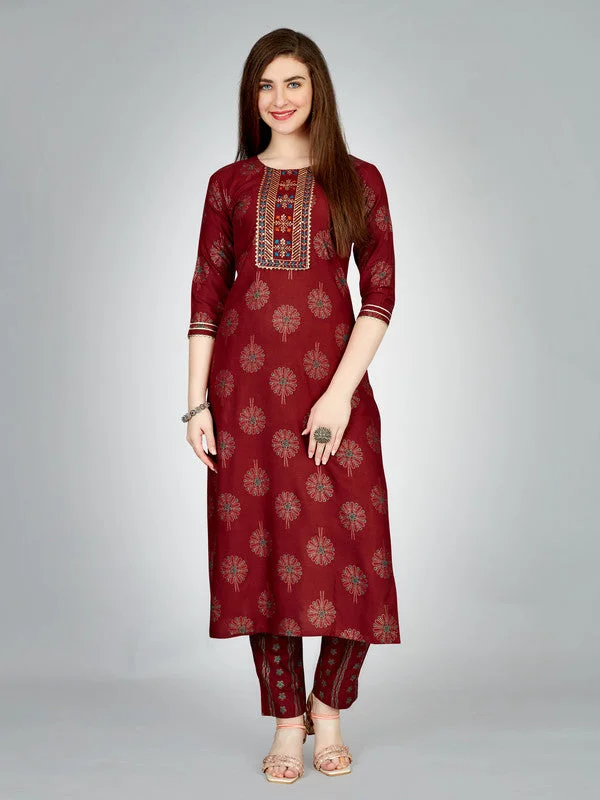 NOZ2TOZ Women Embroidered Rayon Kurta Pant Set - Maroon Comfy High-Waist Jeans