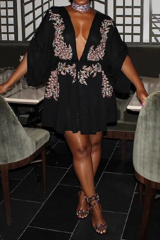 Floral Embroidery Bohemia Drawstring Mini Dress Cozy Knitted Mini Dress