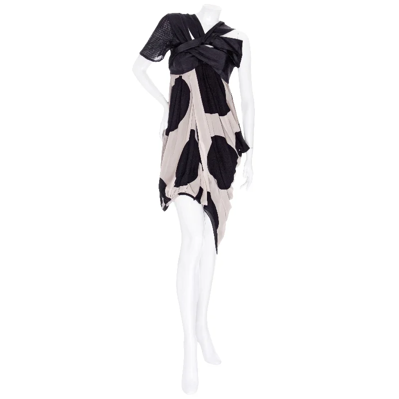 2008 Black and Cream Silk Chiffon Asymmetrical Dot Dress Casual Short Summer