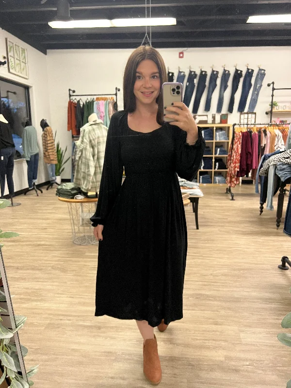 Long Sleeve Knee Length Dress in Black Tunics Gym athletic
