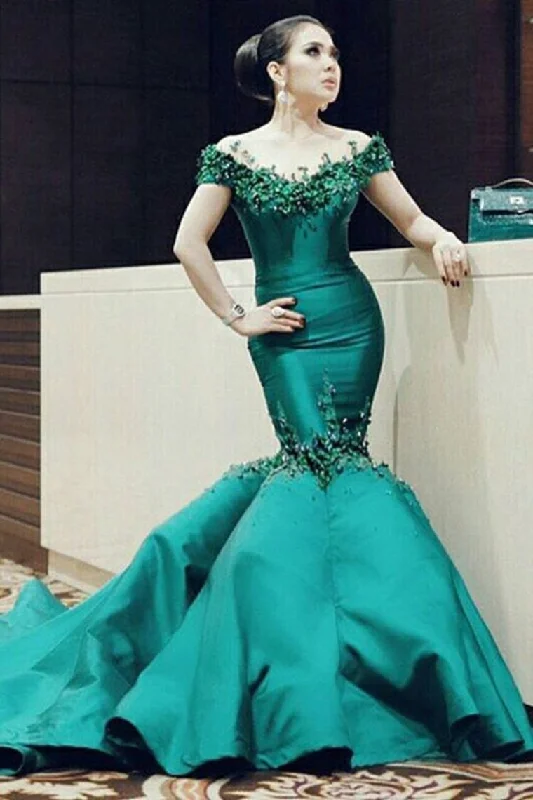 Scoop Mermaid Prom Dresses Satin With Beads And Applique
