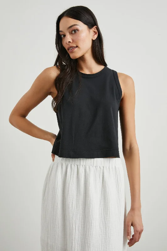 THE BOXY TANK - BLACK chic tank top