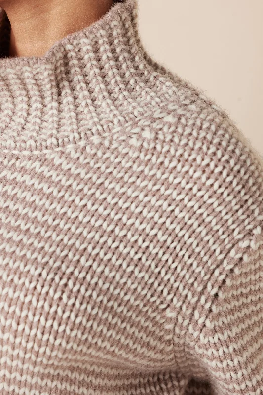 EVERETT CASHMERE TURTLENECK | TOAST STRIPE