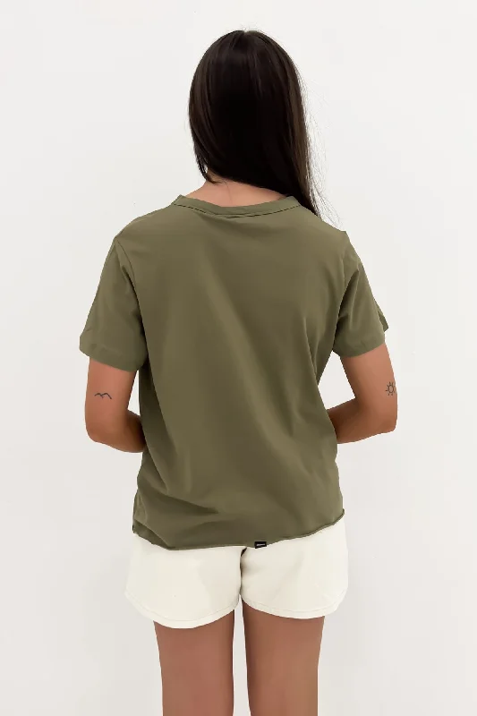 Minimal Thrills Relaxed Tee Aloe