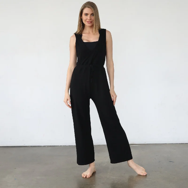 Juliette Nursing Friendly Jumpsuit (Noir) Flared jumpsuit, Retro style, Trendy, Comfortable