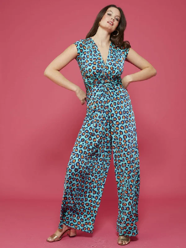 Onjenu Leia Jumpsuit Farrah Orange Button-down jumpsuit, Casual style, Comfortable, Trendy Onjenu Leia Jumpsuit Farrah Orange Button-down jumpsuit, Casual style, Comfortable, Trendy